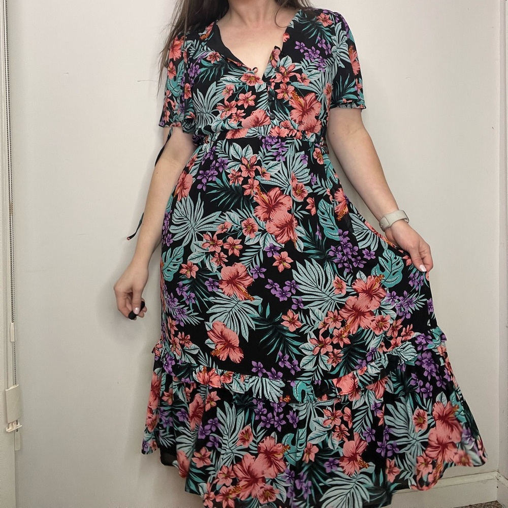 Lost + Wander All Over Printed Casual Midi Dress Tropical Floral New With Tags